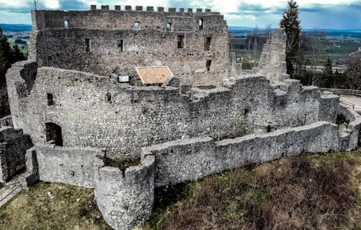 Burgruine Eisenberg, Germany